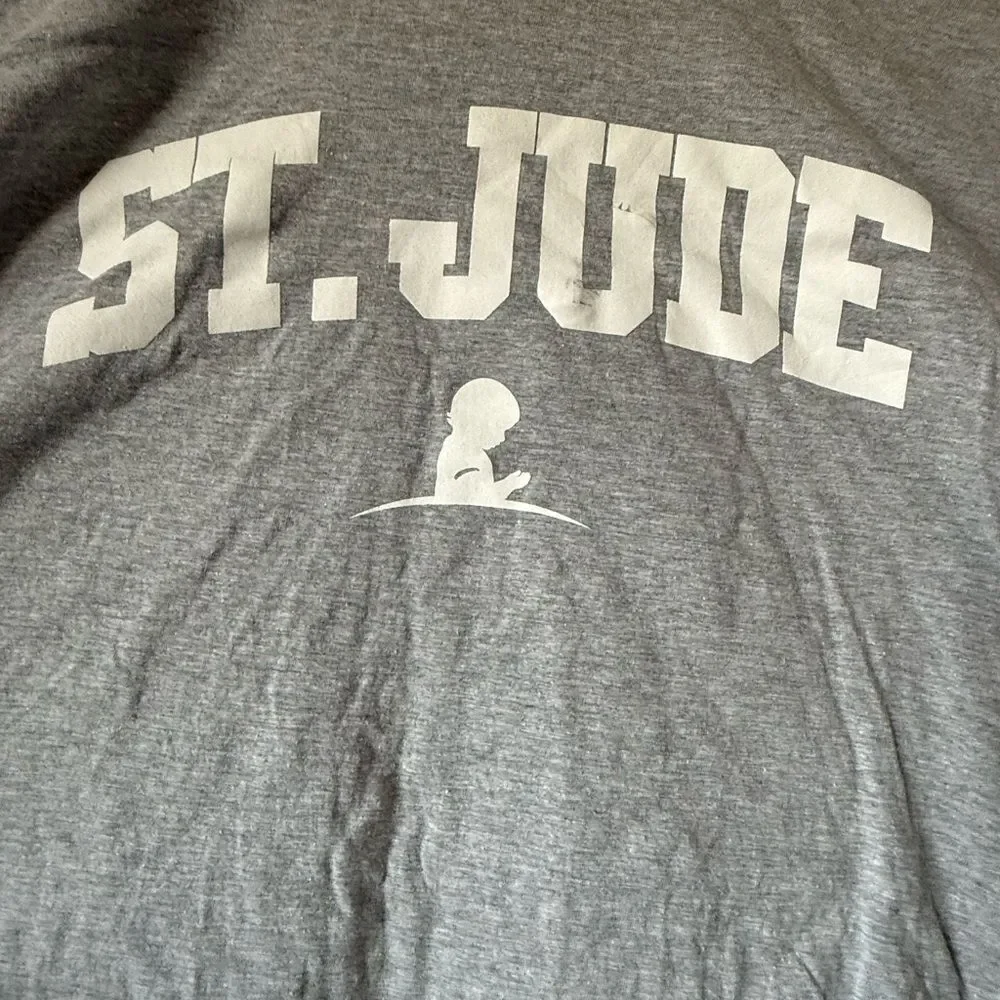 Gildan Gray St. Jude Men's Short Sleeve Tee